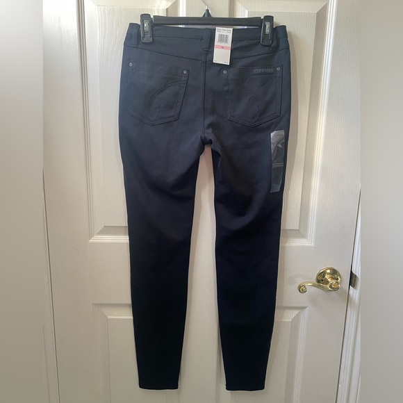 Calvin Klein Jeans NWT - Picture 2 of 4
